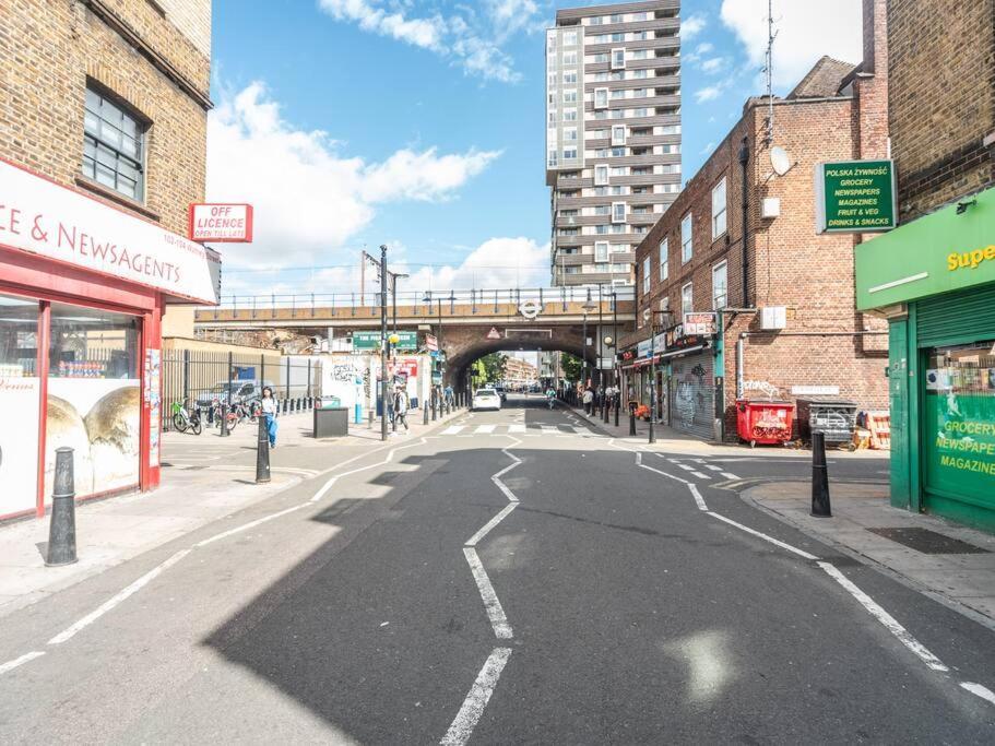 Bright & Modern 2-Bed Apartment In Vibrant East London Exterior foto