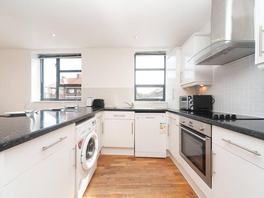 Bright & Modern 2-Bed Apartment In Vibrant East London Exterior foto
